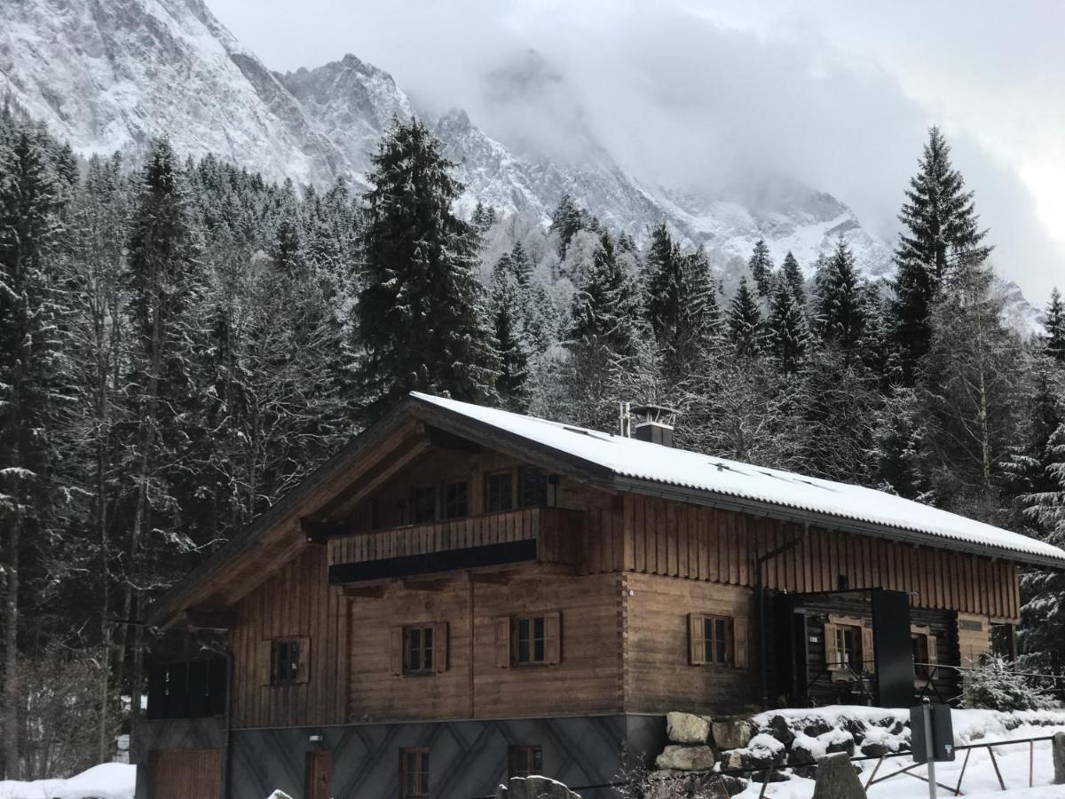 Chalet S - 5 Sterne Luxus Ferienhaus Direkt Am Eibsee Und Zugspitze Grainau Esterno foto